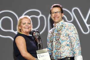Tech Titans 2015 - Deb giving award to Qorvo Roger Hall 22-12-58__MG_0317_aPerfectFOTO
